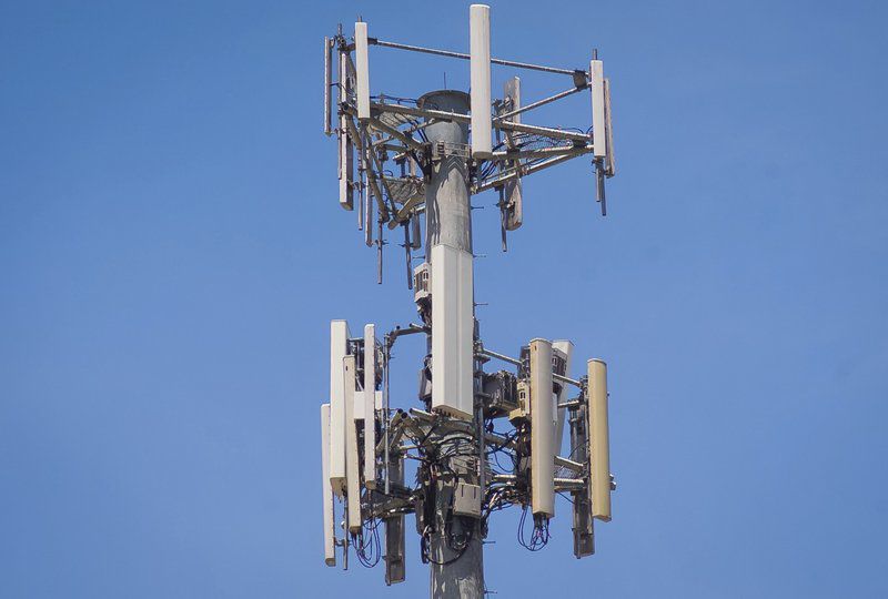 Cut fiber line causes widespread AT&T outage